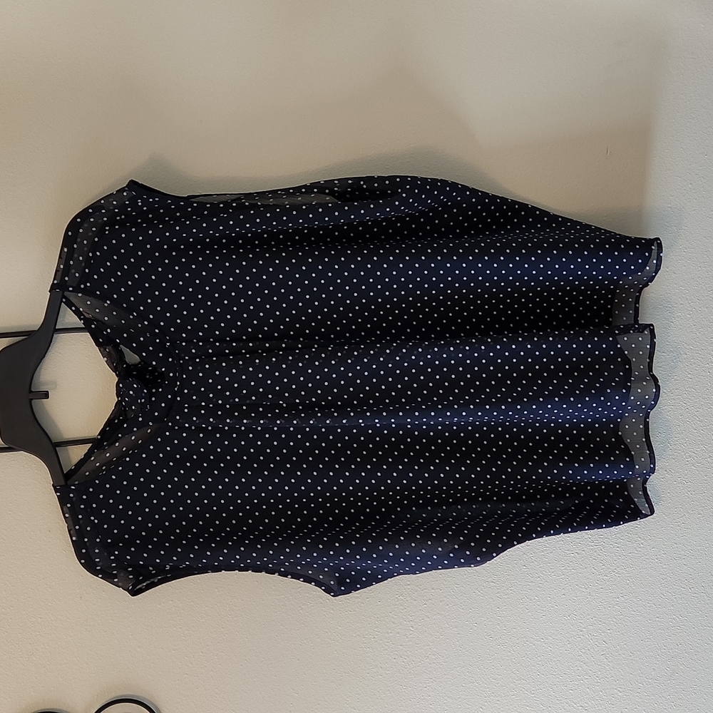 Anthropologie blue and white polka dot sleeveless top size L